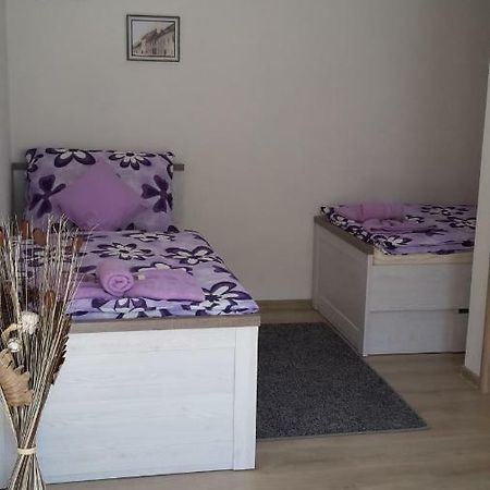 Ubytovani Lila Mikulov Buitenkant foto