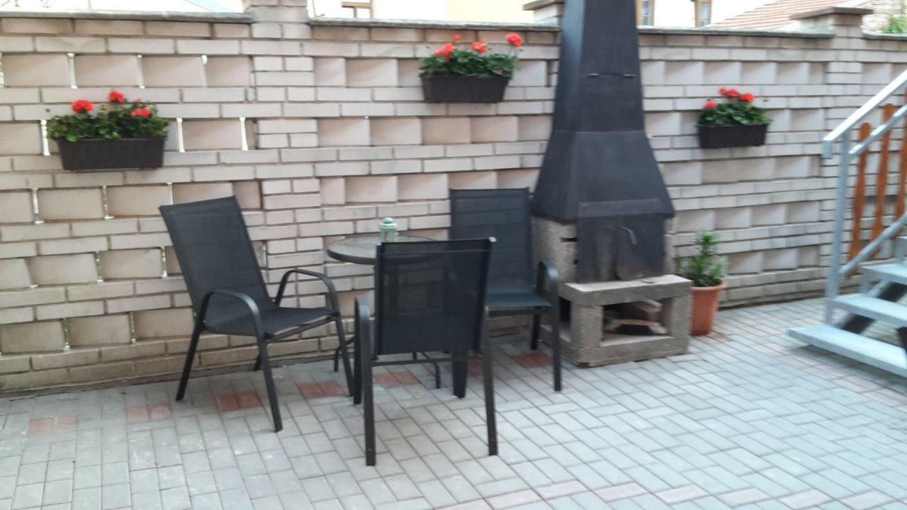 Ubytovani Lila Mikulov Buitenkant foto